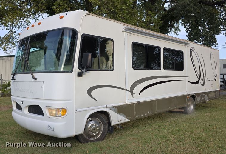 2003 Four Winds Hurricane RV - FI0508