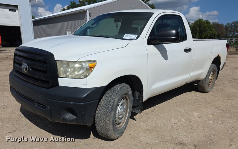 2010 Toyota Tundra pickup truck - FI0512