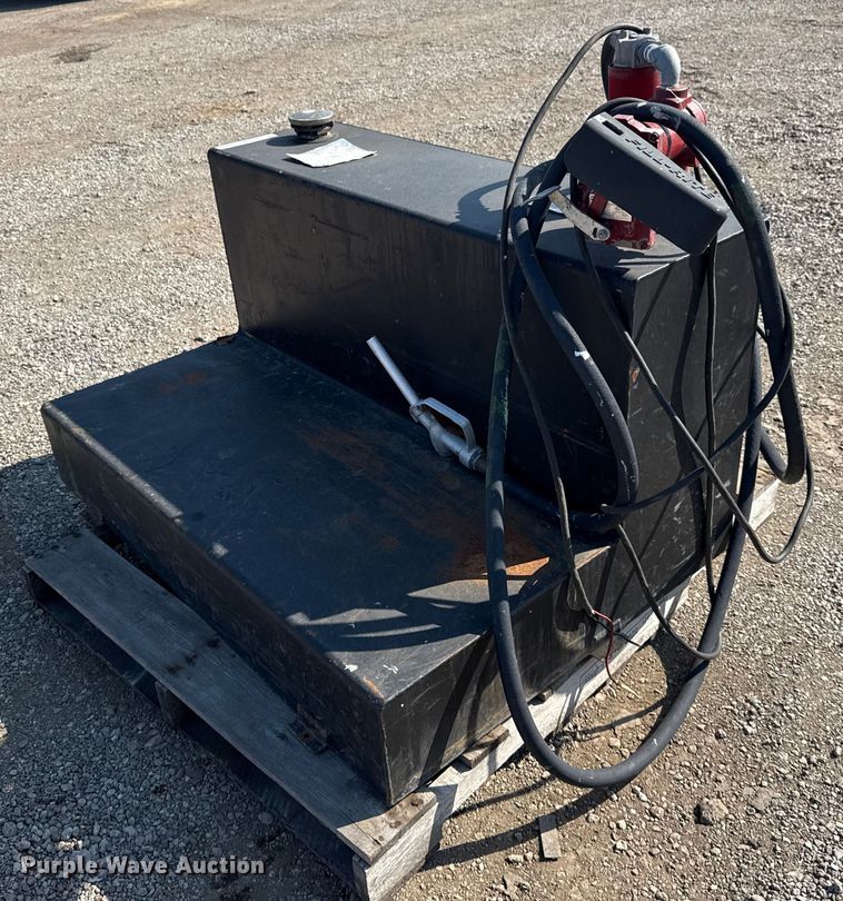 Auxiliary fuel tank - NU9625