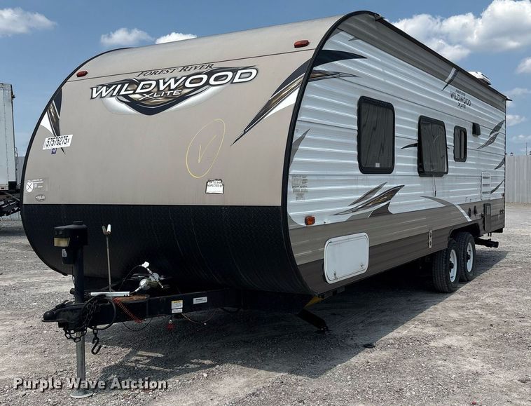 2019 Forest River Wildwood camper - YA0764
