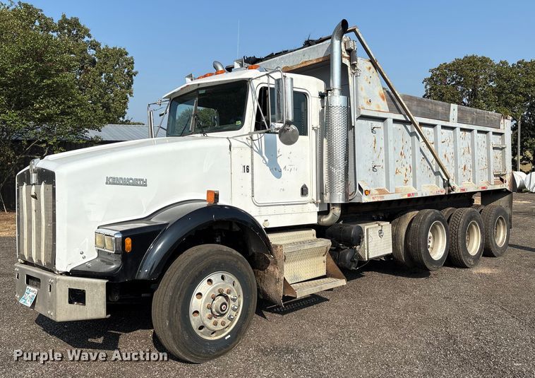 1996 Kenworth T800E dump truck - DO1224