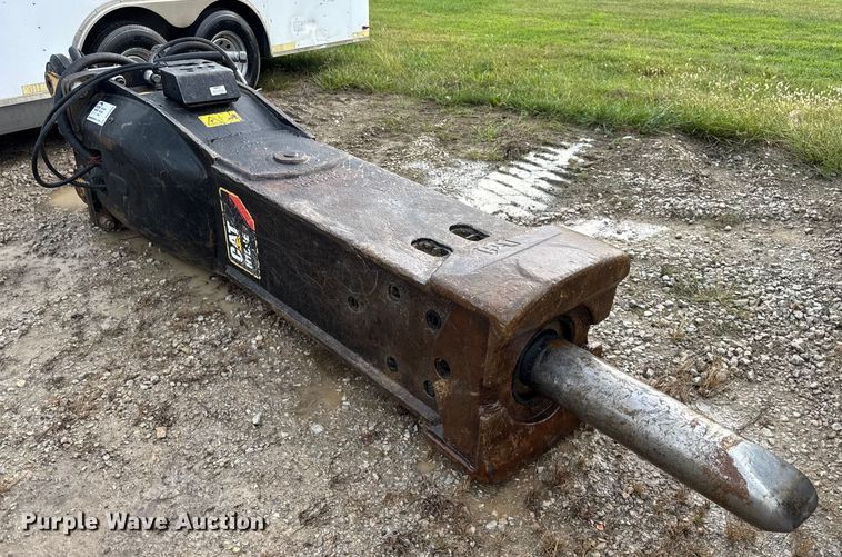 2017 Caterpillar H160E S breaker - DO2330