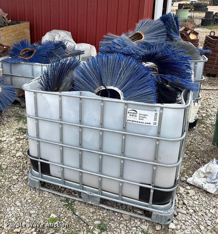 Broom bristles - DO2356