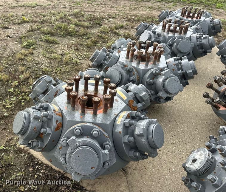 (4) fracking heads - DT6379