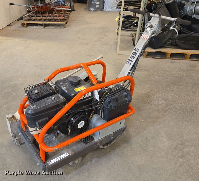 Husqvarna Soff-Cut 2000 concrete saw - DY1264