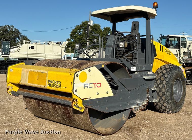 2019 Wacker Neuson RC110 single drum vibratory roller - EA6977
