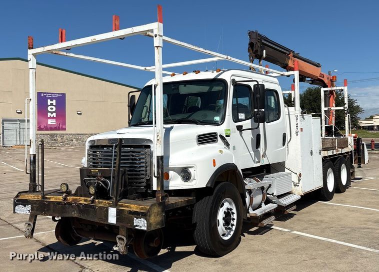 2007 Freightliner Business Class M2 crane truck - EA7538