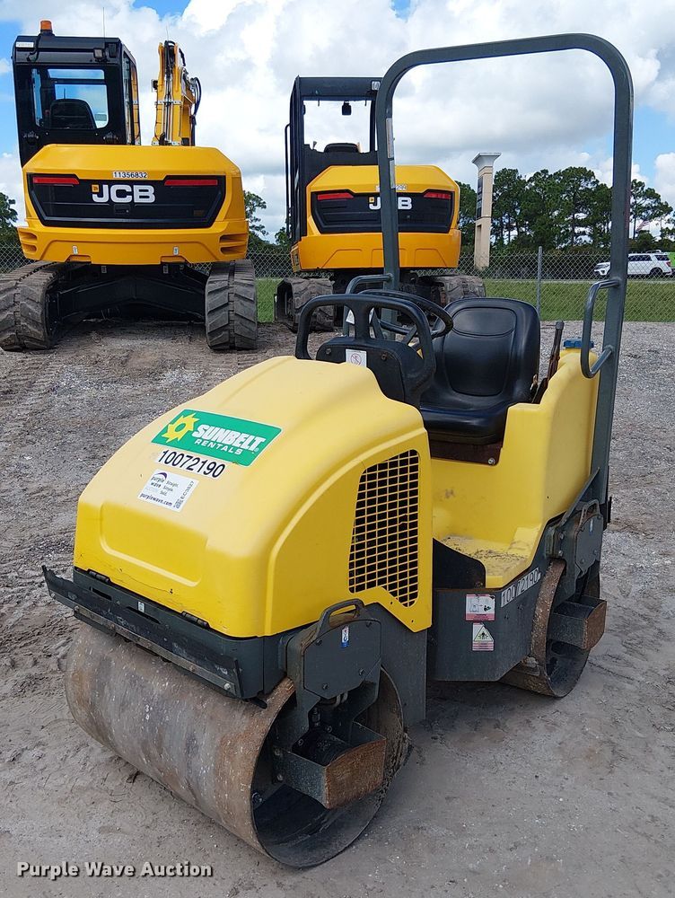 2018 Wacker Neuson RD12A double drum vibratory roller - EC3827