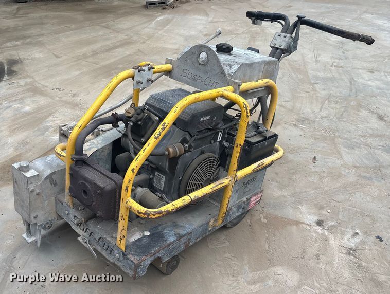 Husqvarna X-4000 Soft-Cut concrete saw - EC3838