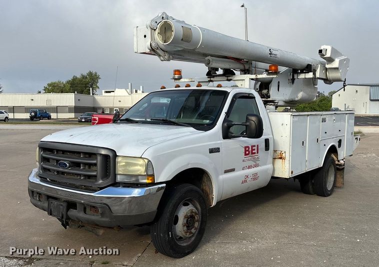 2004 Ford F550 bucket truck - ED2254