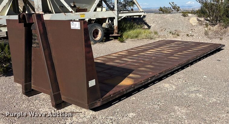 Hook lift flat bed - EF6050