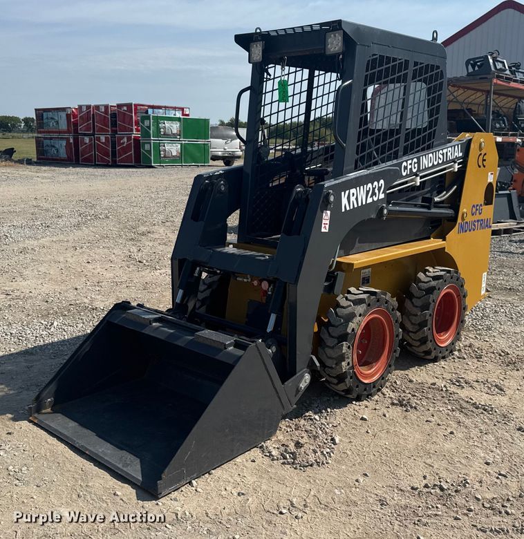 2024 CFG Industrial KRW233 skid steer loader - EG8240