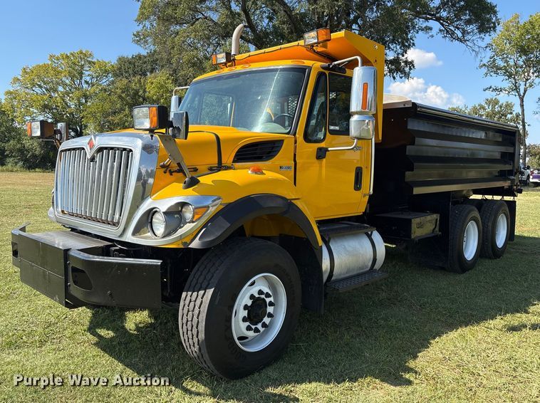 2012 International 7400 dump truck - EH7522