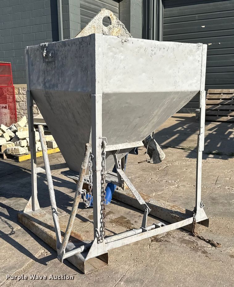 Gar-bro grout bucket dispenser - EM8147