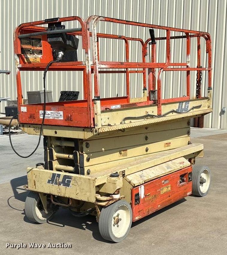 1997 JLG 2646E scissor lift - EN5614