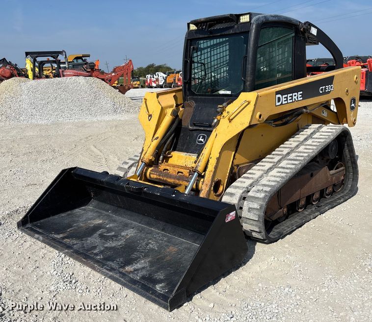 2006 John Deere CT332 tracked skid steer loader - EN7006