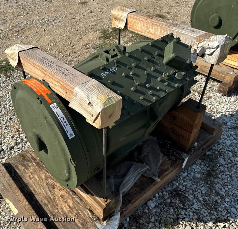 Rebuilt Caterpillar transmission - ER0065