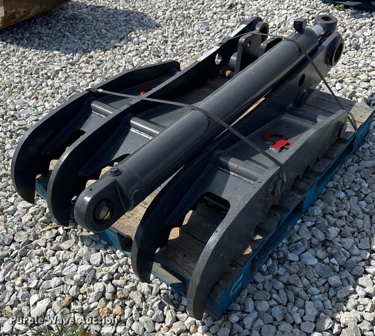 CP Hitachi EX150 Thumb excavator thumb - ER0083