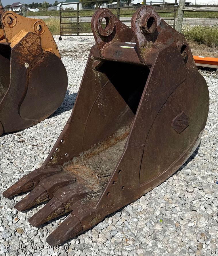 Hensley excavator bucket - ER0084