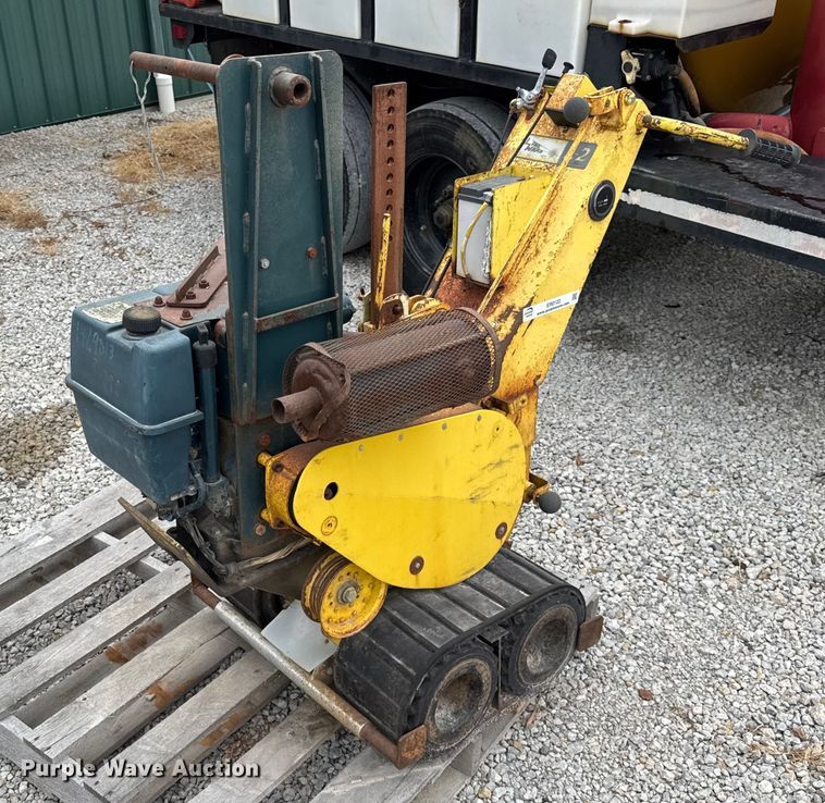 Line Ward Corp L2 vibratory cable plow - ER0122