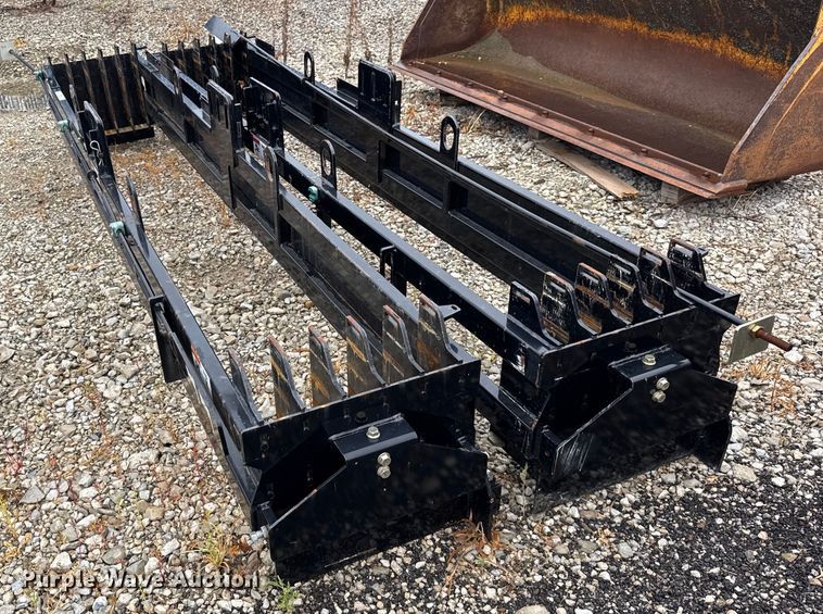 Vermeer 24x40 series II (2) Vermeer 24x40 series II rod racks - ER0125