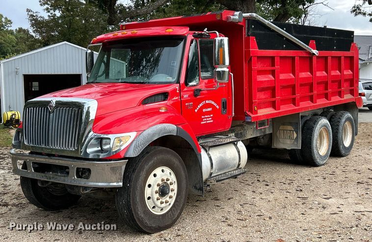 2007 International 7500 dump truck - ET3202