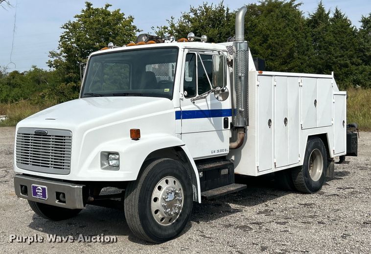 2002 Freightliner FL60 utility / service truck - ET3468