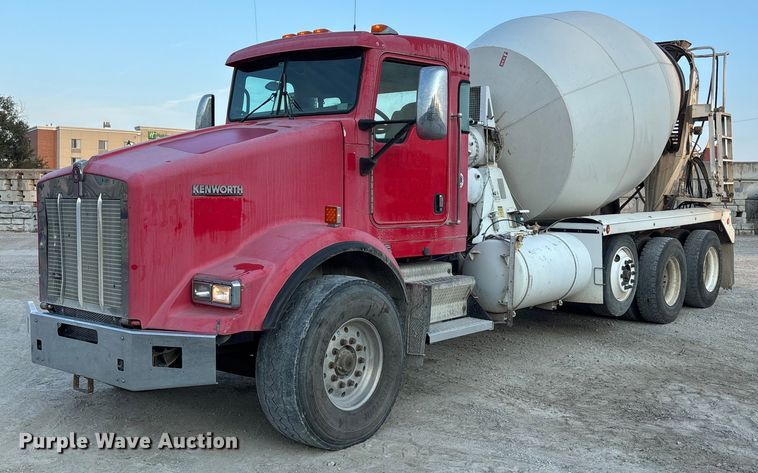 2007 Kenworth T800 ready mix truck - ET4612