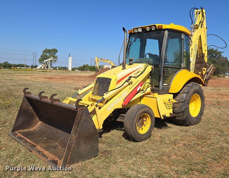 2005 New Holland LB75B backhoe - EU3797