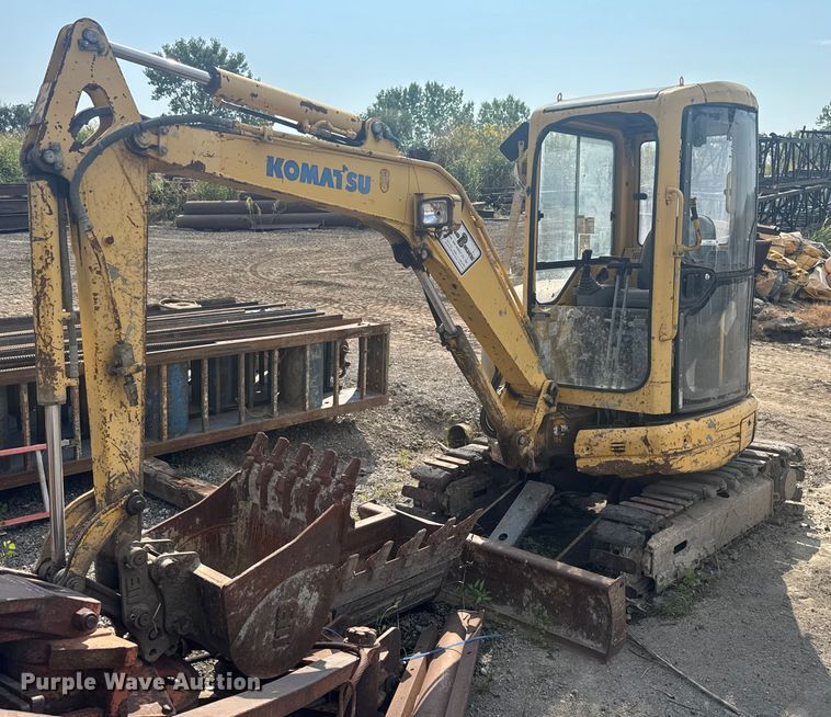 2002 Komatsu PC30MR-1 mini excavator - EV1856