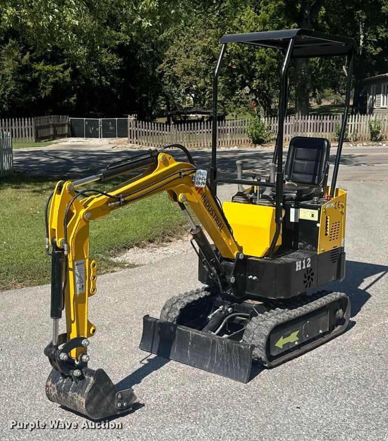 2022 Agrotk H12 mini excavator - EV1967
