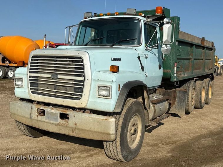 1995 Ford L9000 dump truck - ND9416