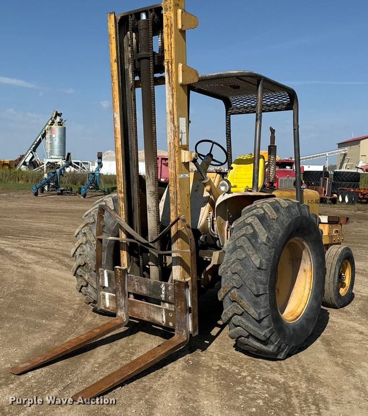 John Deere forklift - ND9421