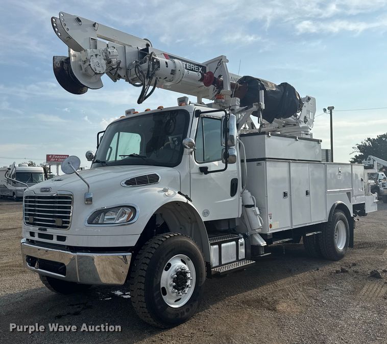 2019 Freightliner Business Class M2 digger derrick truck - NU9652