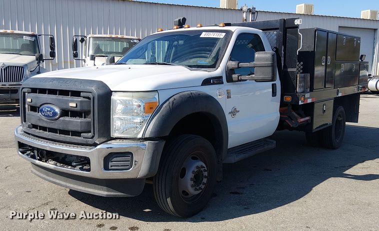 2015 Ford F450 Super Duty flatbed truck - YA0962