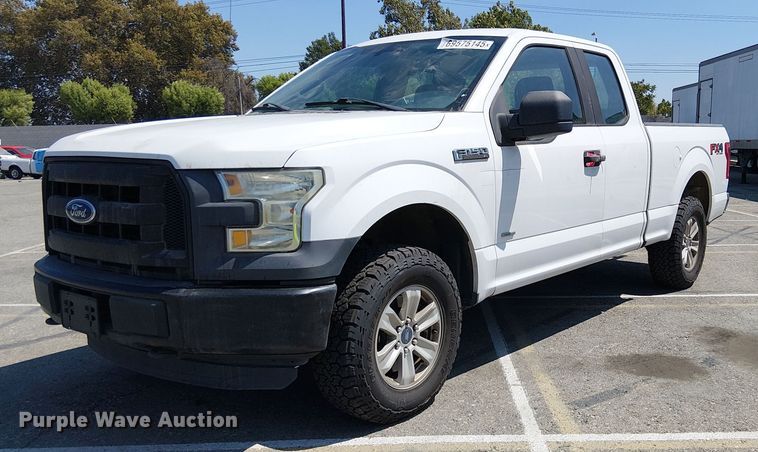 2016 Ford F150 SuperCab pickup truck - YA0963