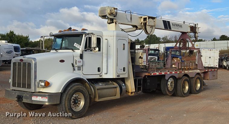 2012 Peterbilt 365 crane truck - YA1103