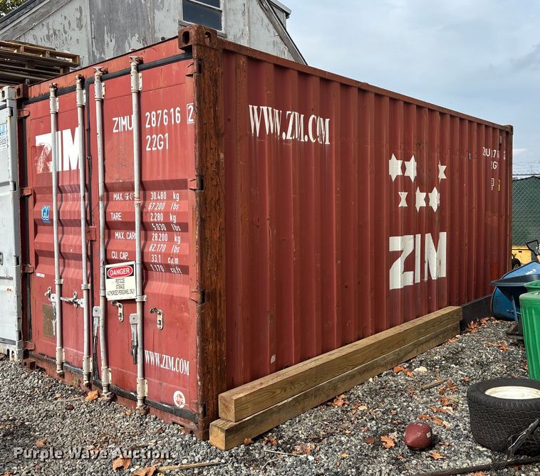 2006 Zim Integrated Shipping Services shipping container - EM0052