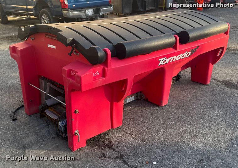 Western Tornado spreader - EV3506