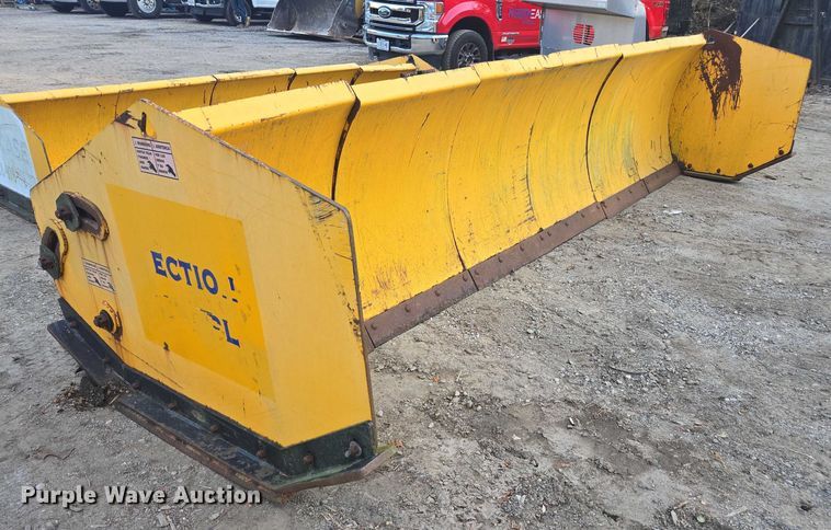 Artic wheel loader snow pusher - EV4111