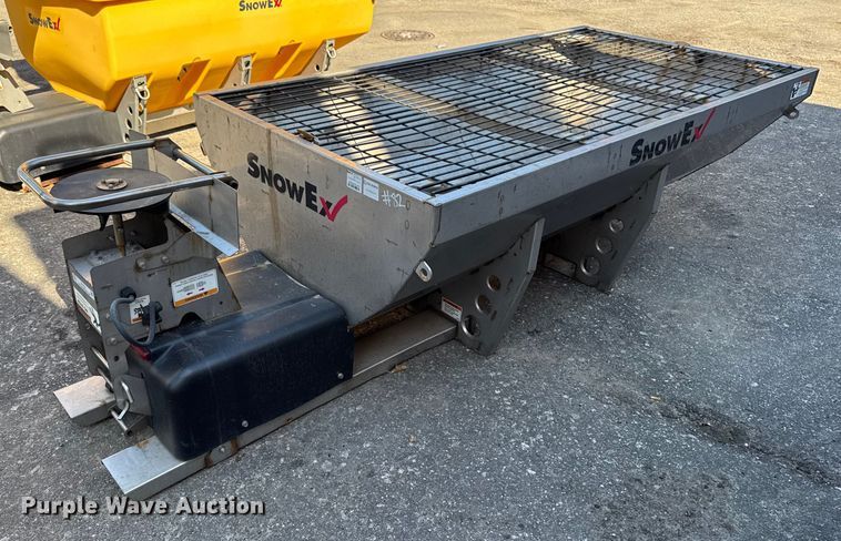 (2) SnowEx Helizz SS Hopper spreaders - EV4121