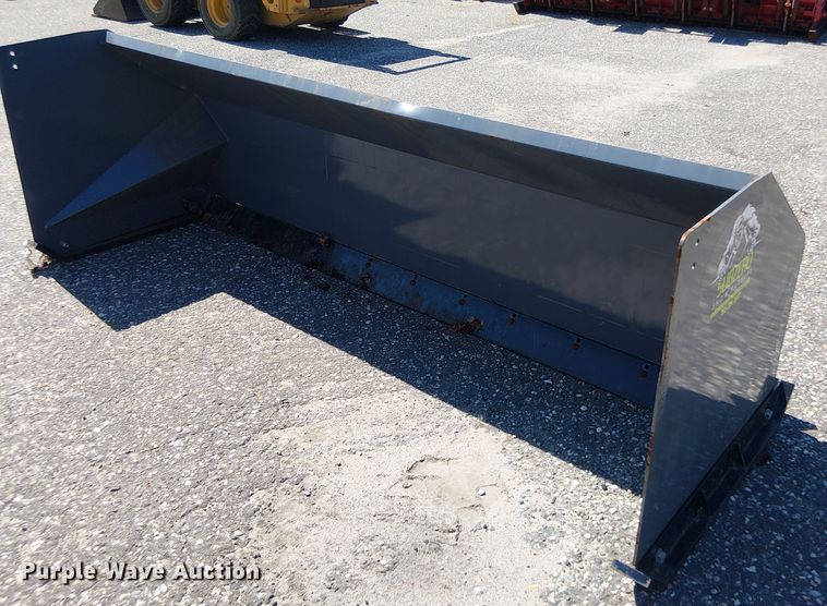 Subzero skid steer snow pusher - EV4149