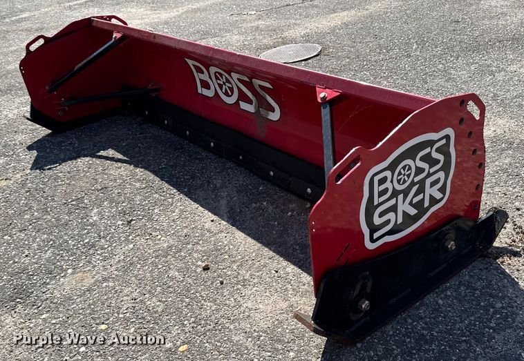 Boss skid steer snow pusher - EV4330