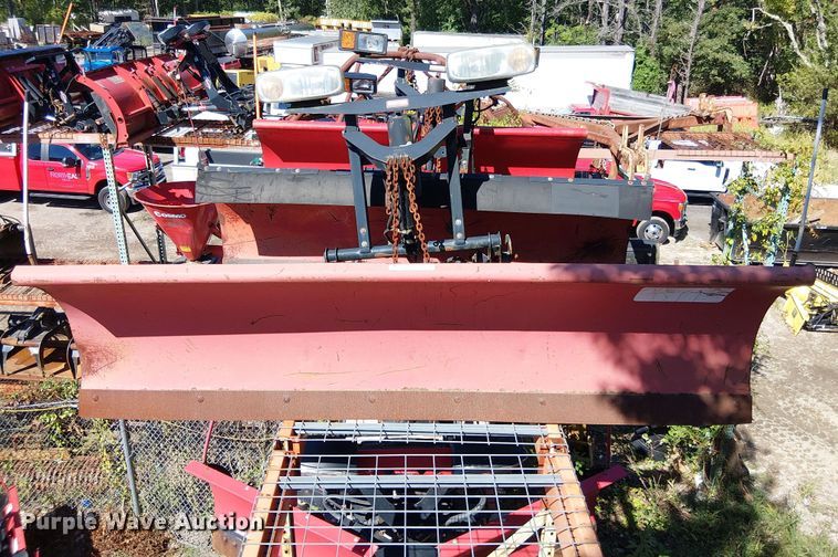 (3) snow plows - EV5061