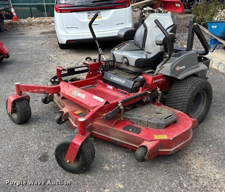 EXmark Lazer Z ZTR lawn mower - EV5168
