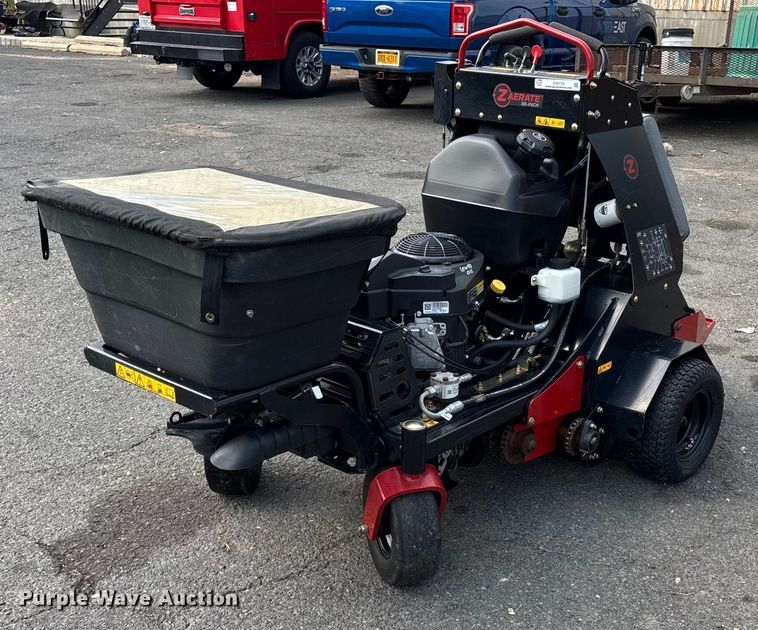 Toro Z Aerate ZTR lawn mower - EV5172