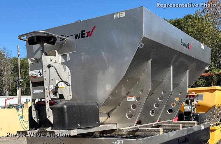 SnowEx Helixx spreader - EV5211