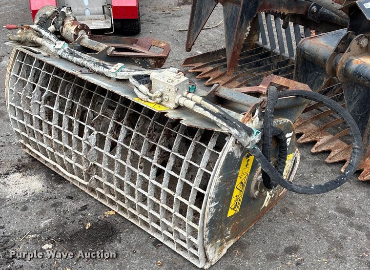 Bobcat skid steer concrete mixer - EV5266