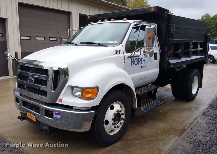 2005 Ford F650 dump truck - EV5286