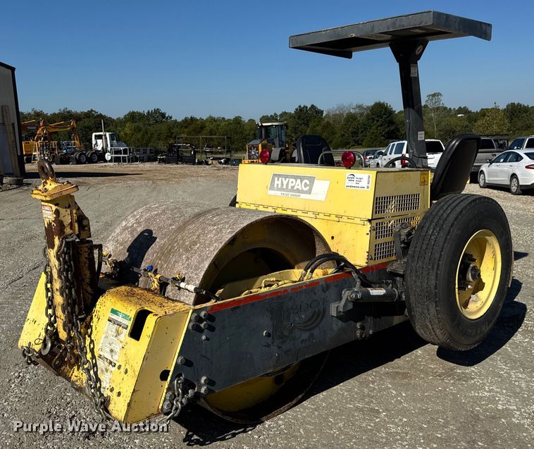 Hypac C330B double drum vibratory roller - DO2292